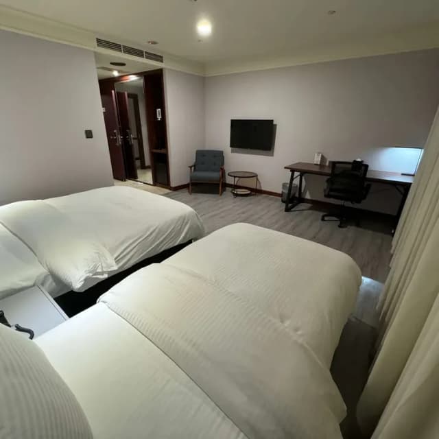 Xinshe Hotel｜Zhongli Branch-Standard Triple Room Without Window-2