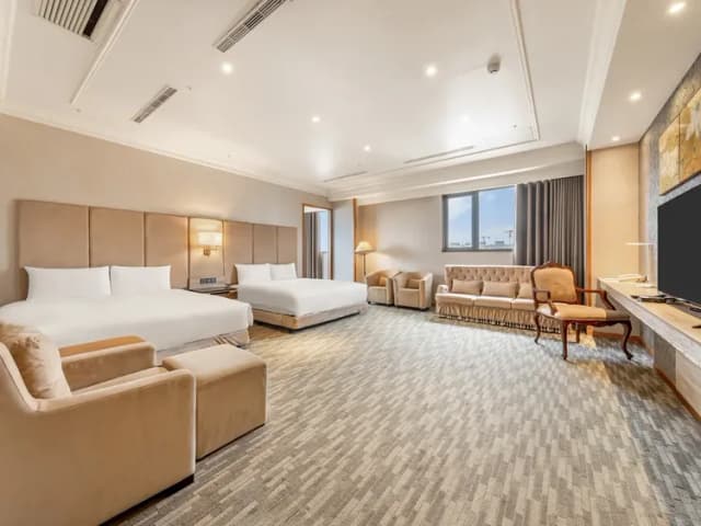 CHECK inn Select Tainan Yong Kang-Family Suite-1
