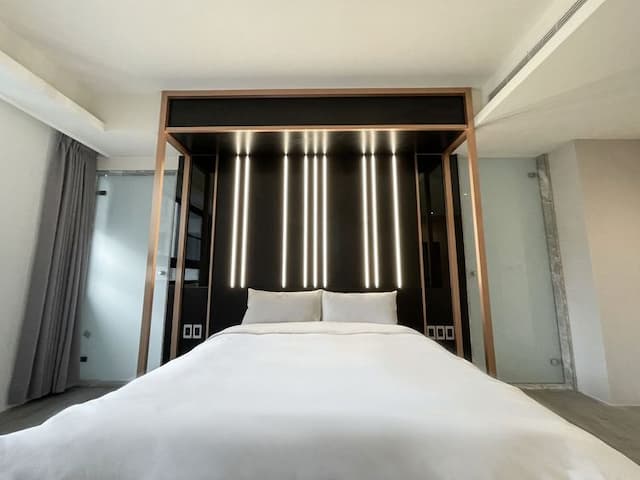 雀客旅館台中青海-雀緻雙人客房-1