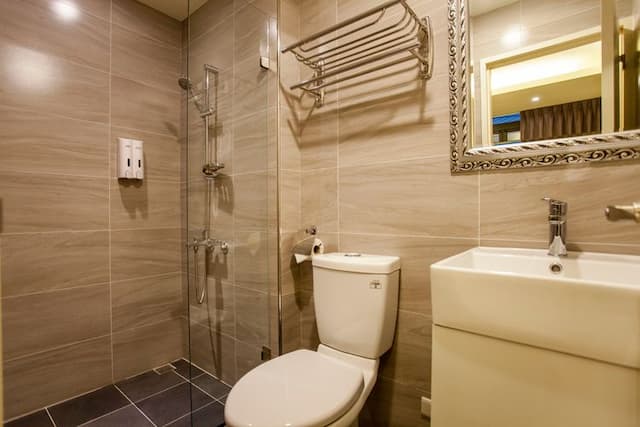 卡司小宿-緊鄰逢甲夜市-雅致雙床房(請先詢問停車問題)-9