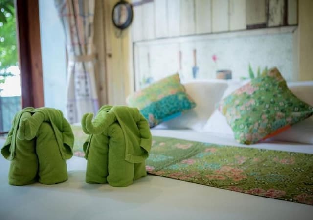 Phranakorn-Nornlen Hotel-Double Room-6