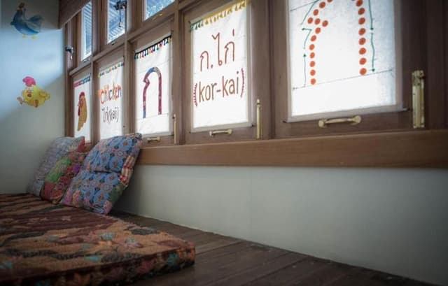 Phranakorn-Nornlen Hotel-Twin Room-11