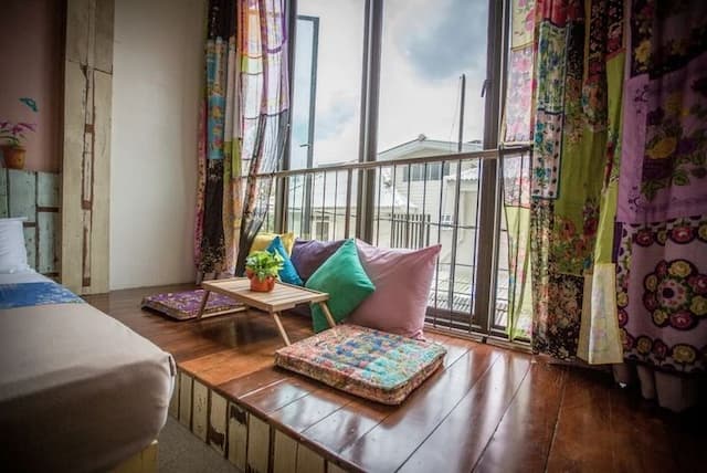 Phranakorn-Nornlen Hotel-Twin Room-8