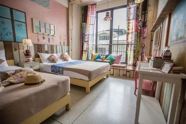 Phranakorn-Nornlen Hotel-Twin Room-1