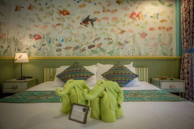 Phranakorn-Nornlen Hotel-Family Room-4