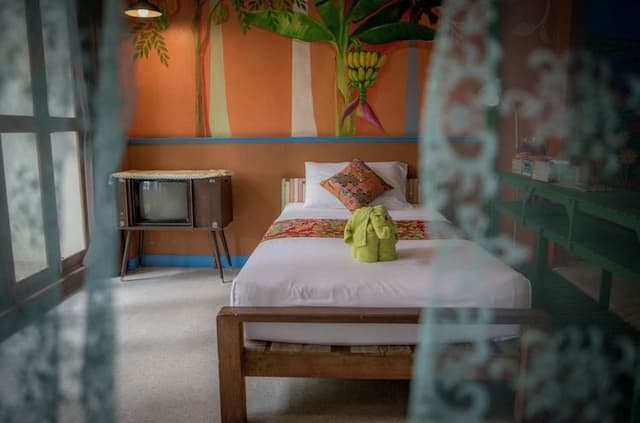 Phranakorn-Nornlen Hotel-Triple Room-8