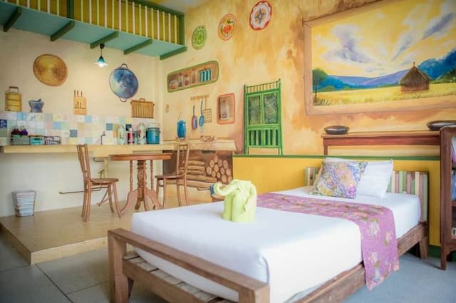 Phranakorn-Nornlen Hotel-Triple Room-2