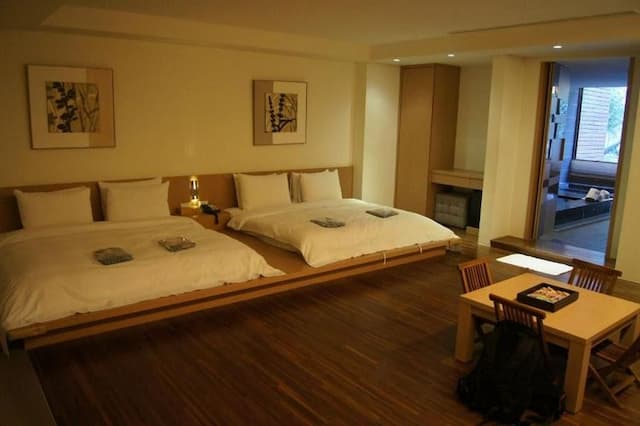Goya Spring Resort.-Deluxe Family Suite-4