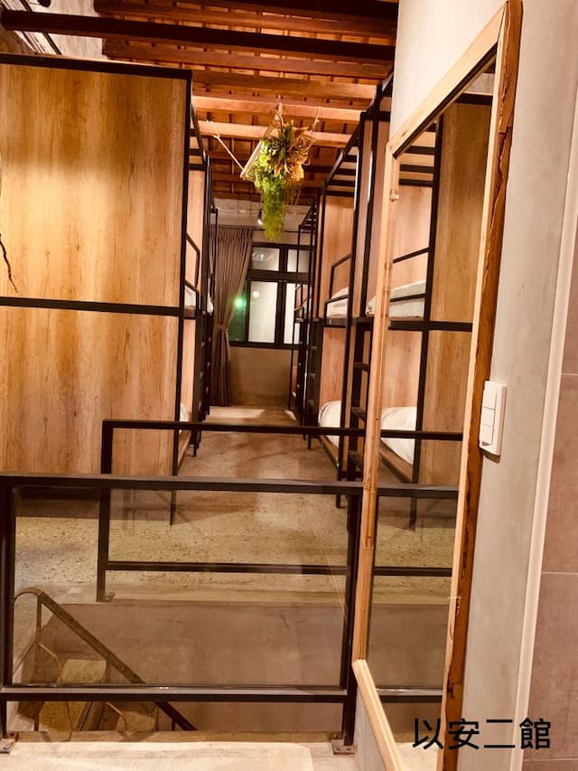 二樓女性宿舍房