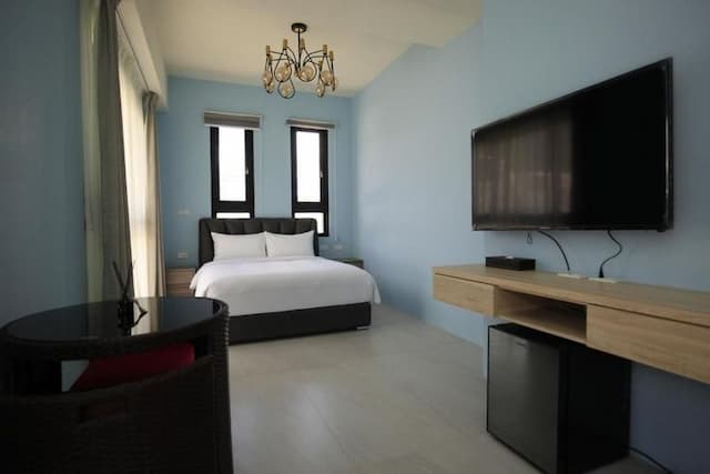 Guan Shan Garrt-Terrace Double Room 203-2