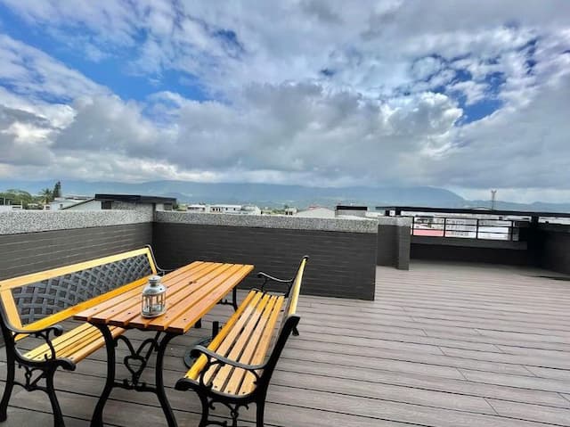 Guan Shan Garrt-Terrace Double Room 203-7