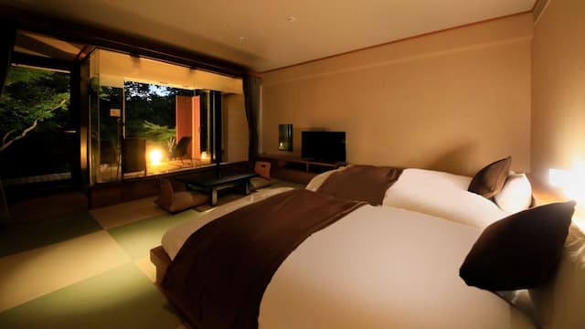 [With semi-open-air bath] Japanese-style room *