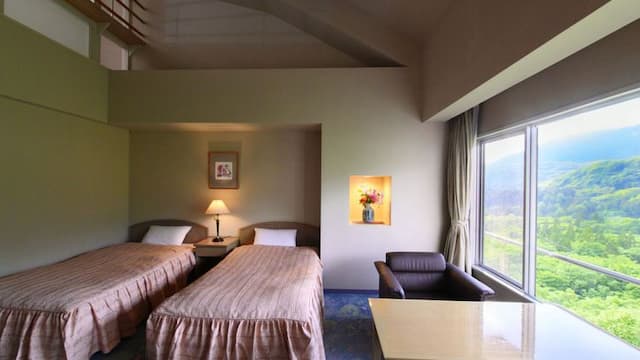 [Saison Court Building] Maisonette Junior Suite