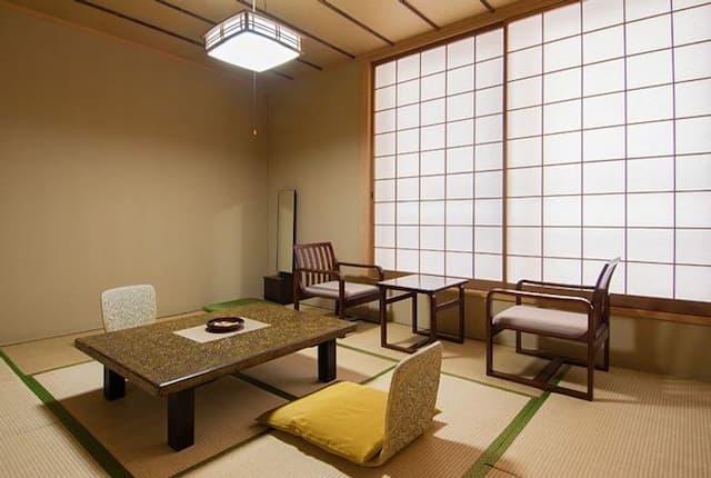 An example of a guest room (Japanese-style room 10 tatami mats 002)