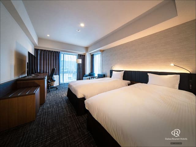 Deluxe Twin Room (for 2 people)