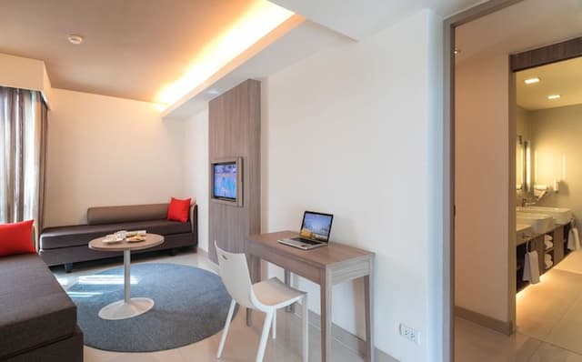 Travelodge Pattaya (SHA Plus+)-Deluxe  (Room only)-3