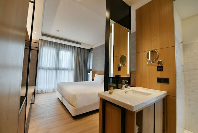 New｜CHECK inn Select New Taipei Sanchong Waterfront-Standard Double Room-1