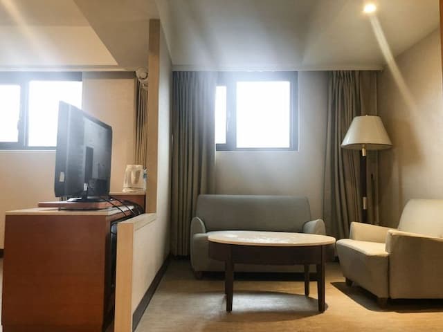 유나이트 호텔-Deluxe Double Suite-5