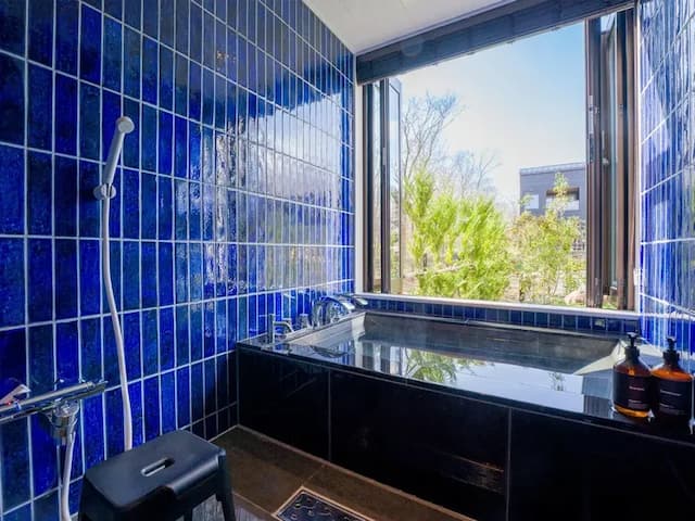 【ペット可・一棟貸ヴィラ】バスルーム全景