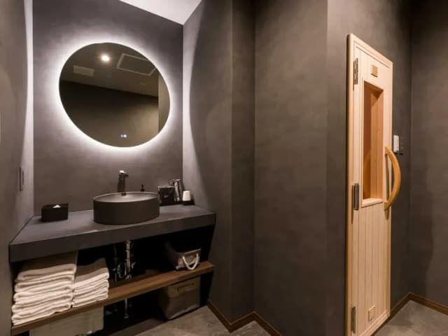 【一棟貸ヴィラ】洗面エリアとサウナ