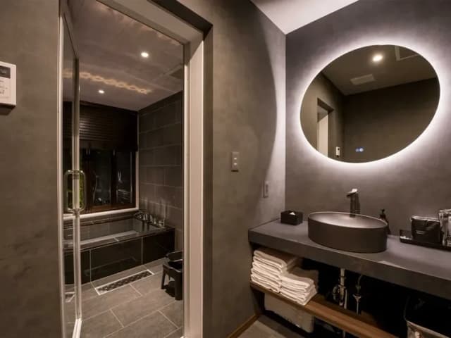 【一棟貸ヴィラ】バスルームと洗面エリア