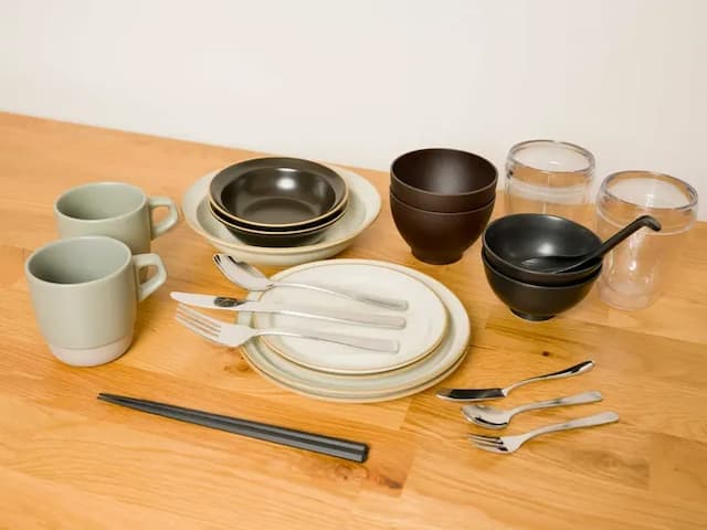 【全部屋共通】食器類（各部屋定員分設置しております）