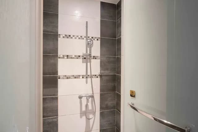 雀客旅館台中自由-雀躍雙人客房(無窗)-13