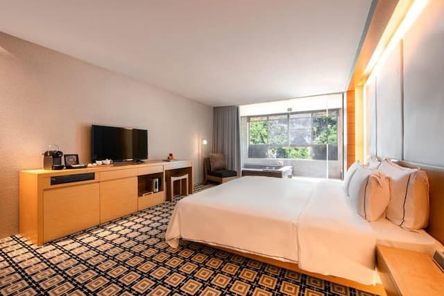 Wulai Pause Landis Resort-River View Deluxe King-1