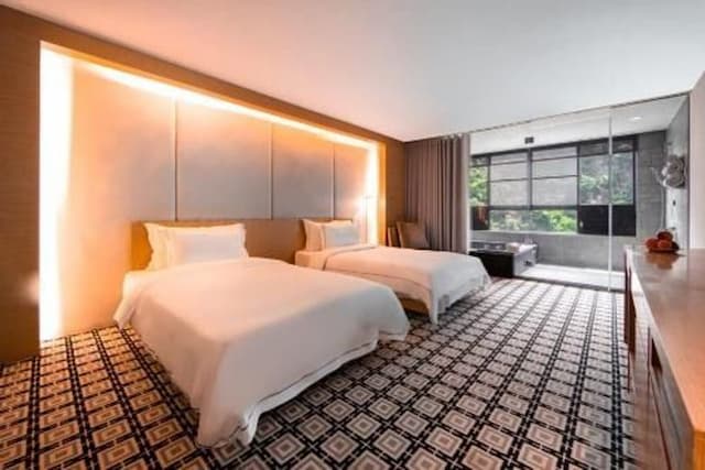 Wulai Pause Landis Resort-Riverside Twin Room-1