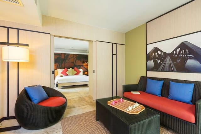 北碧府度假村U Inchantree Kanchanaburi-Suite with Bathtub (Room with breakfast)-4