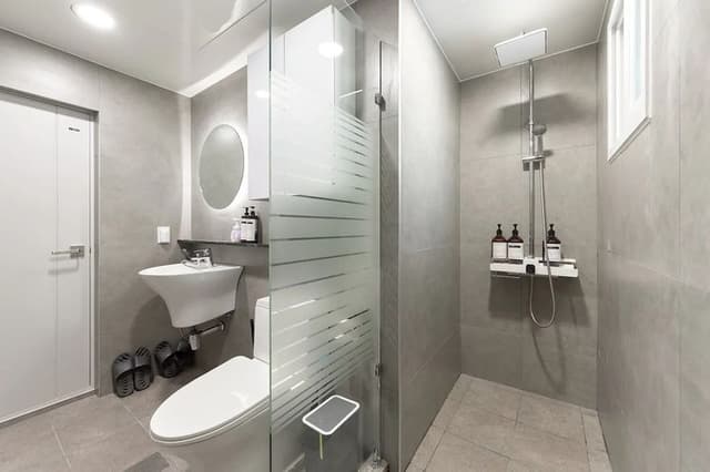 韓佳旅居 | 3分鐘到弘大入口站 近京義線書街 延央公園-6-13人入住-14