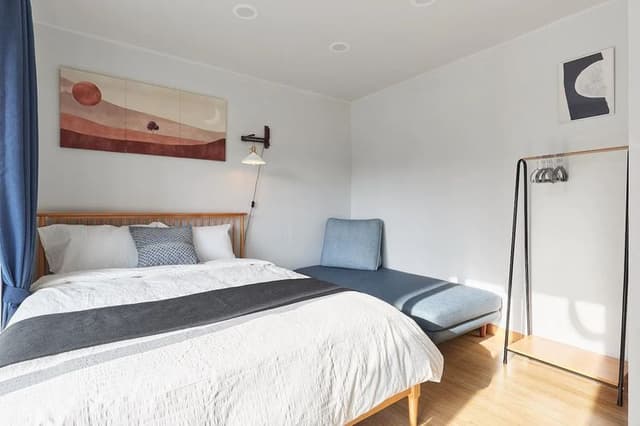 韓佳旅居 | 3分鐘到弘大入口站 近京義線書街 延央公園-6-13人入住-1