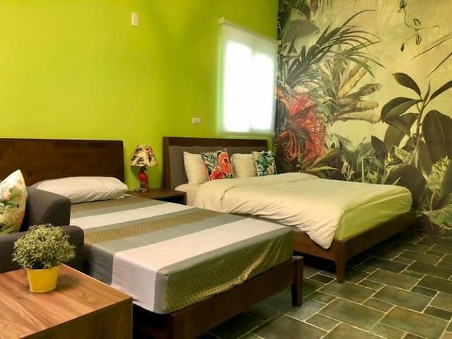 Childlike Garden Nantou Puli B&B-Tropical Rainforest Triple Room-2