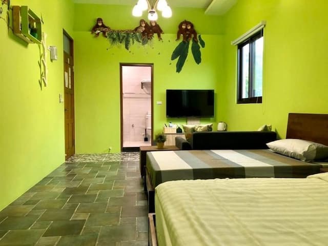 Childlike Garden Nantou Puli B&B-Tropical Rainforest Triple Room-3