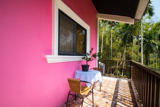 Childlike Garden Nantou Puli B&B-Deluxe Quadruple Room 102-5