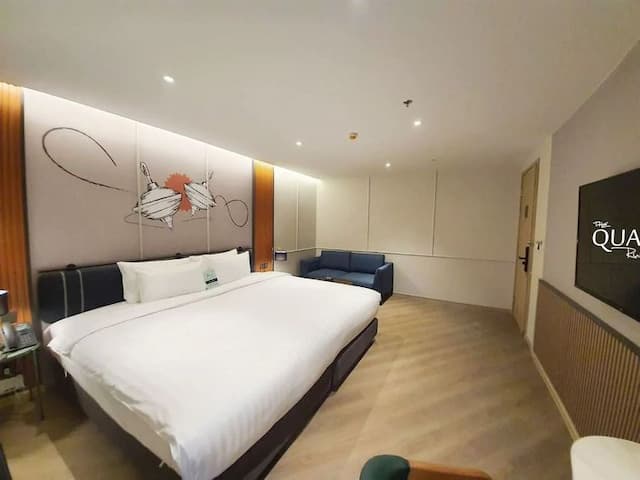 The Quart Ruamrudee By Uhg【SHA Plus+】-DELUXE CORNER WITH CANAL VIEW-2