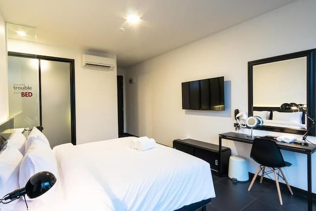 BED Chiangmai Gate Hotel - Adults Only【SHA】-Standard Double Room (Adult Only), 1 King Bed-4