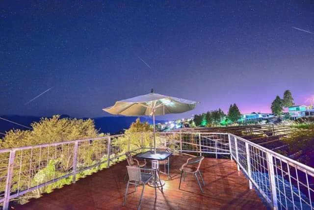 Home Stay Of CingJing-Deluxe Quadruple Room-12