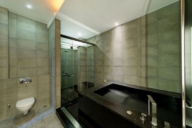 Lake Mountain View Inn-Superior Double Room - Attached Garage-4