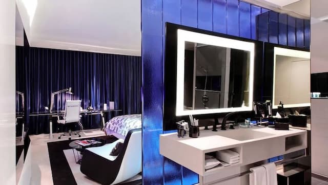 W Bangkok【SHA Extra Plus+】-Wonderful, Guest room, 1 King, City view-5