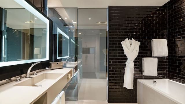 W Bangkok【SHA Extra Plus+】-Wonderful, Guest room, 2 Queen, City view-4