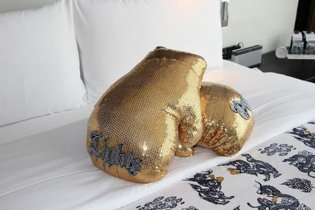 W Bangkok【SHA Extra Plus+】-Cool Corner, Guest room, 2 Queen, City view, Corner room-3