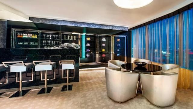 W Bangkok【SHA Extra Plus+】-Wow, 1 Bedroom Vice Presidential Suite, 1 King, City view-6