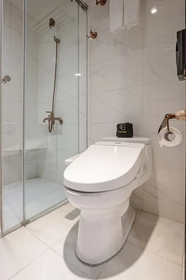 夢樓旅店-精緻雙人房(無窗)-13