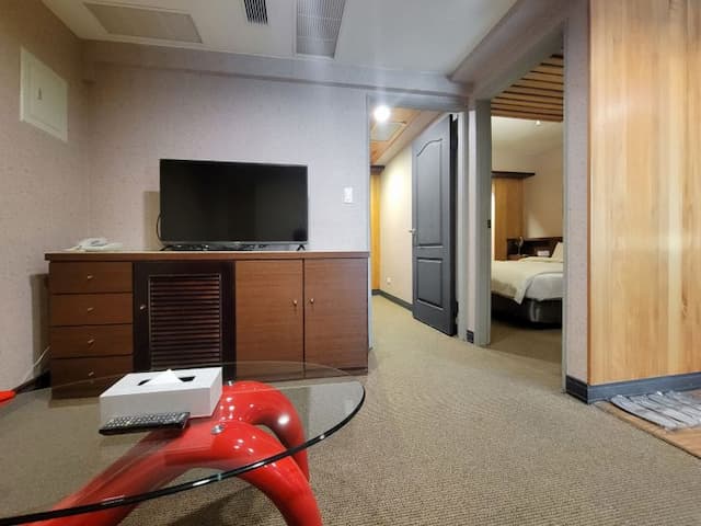 CHECK inn Express Taichung Feng Chia-Deluxe Quadruple Room-4