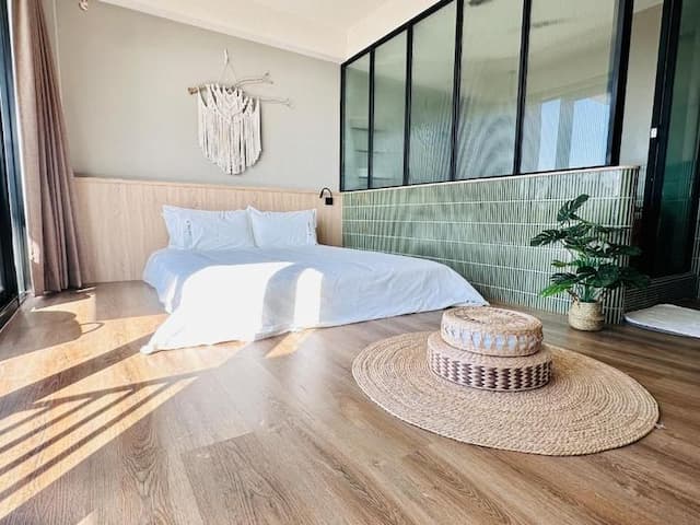 True Hub Inn-Sea View Double Room_Bathtub Balcony-1