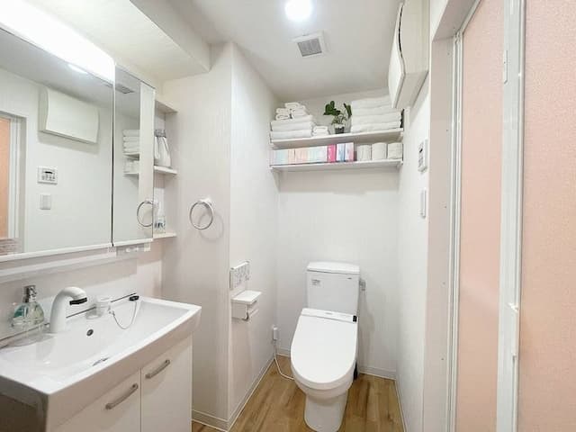 DRY:Near Dotonbori, Nipponbashi & Namba station-Sale! 9 minutes on foot from Dotonbori, within walking distance from Nippombashi Station and Namba Station/DRY-B-9