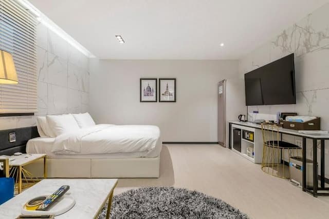 Busan Air Sky Hotel-Standard Double Room-2