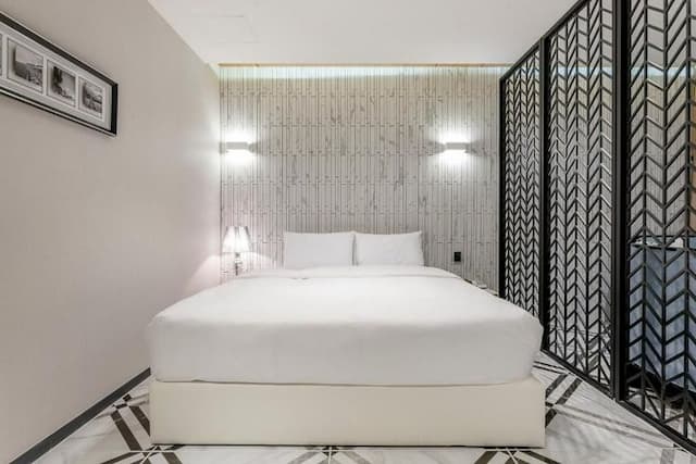 Busan Air Sky Hotel-King Room-1