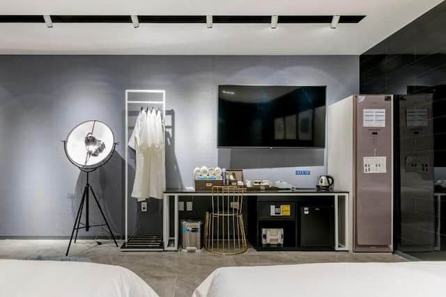 Busan Air Sky Hotel-Classic Triple Room-5